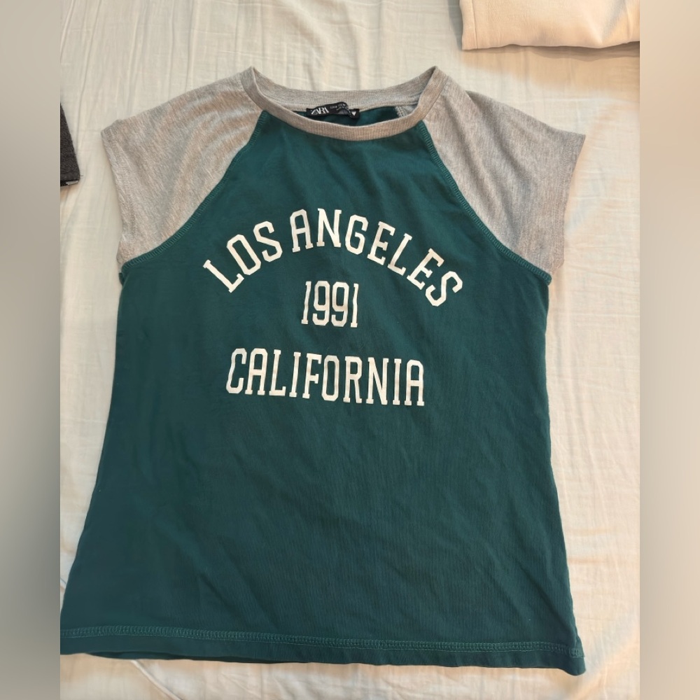 Zara Green and Gray Short Sleeve Tees Casual Collection